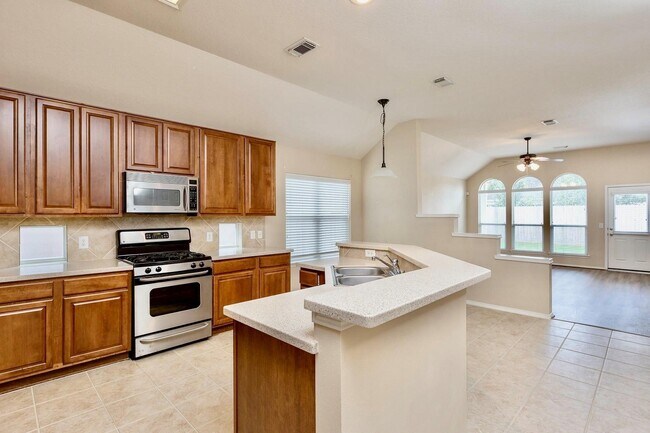 Building Photo - 30306 Castle Forest Dr