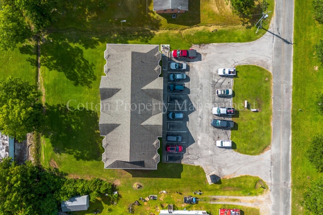 Building Photo - 406 N Dickerson St