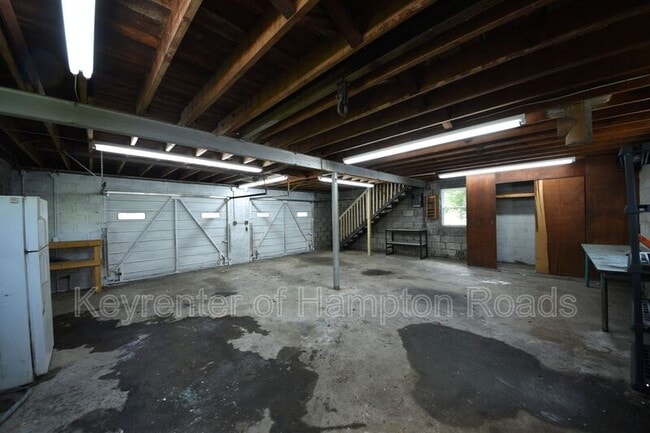 Building Photo - 500 Beechwood Ave