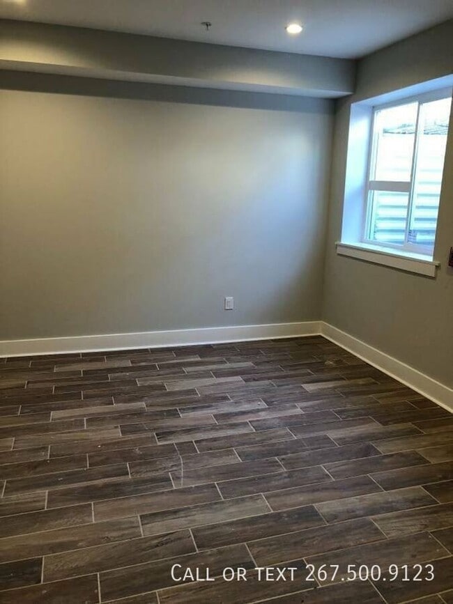 Building Photo - 1417 N Franklin St