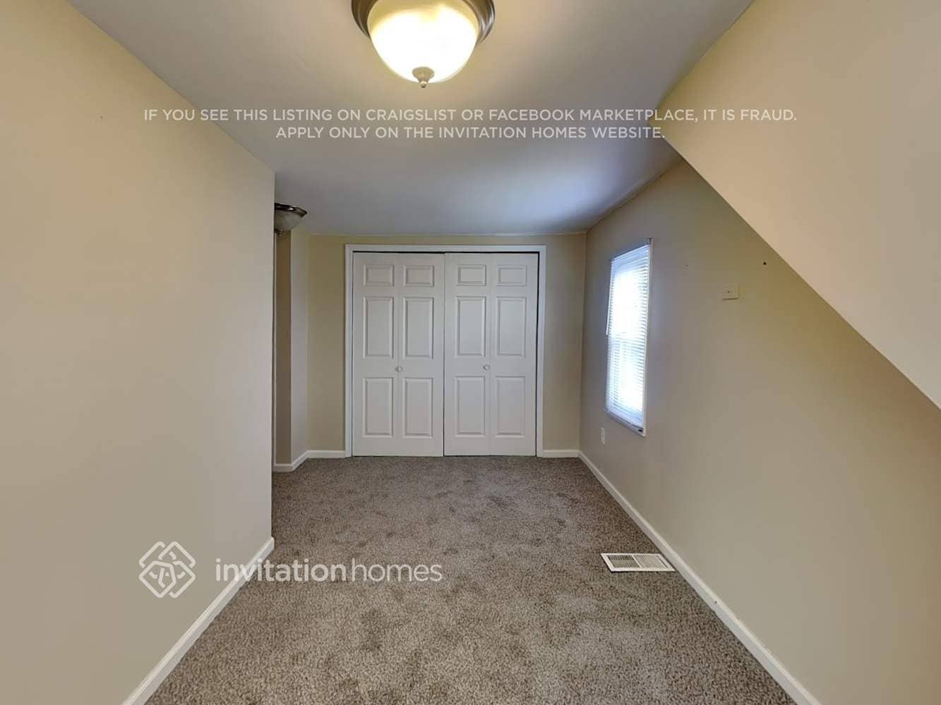 Building Photo - 9307 Nordica Ave