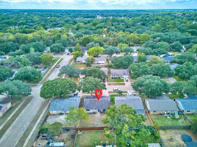 Building Photo - 4406 Kacee Dr