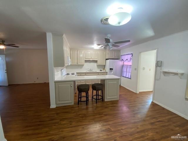 Building Photo - 13 West Dr