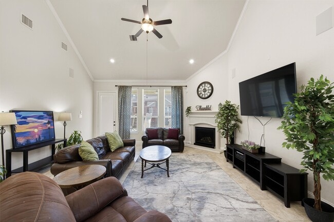 Building Photo - 3322 Pleasant Hollow Ln