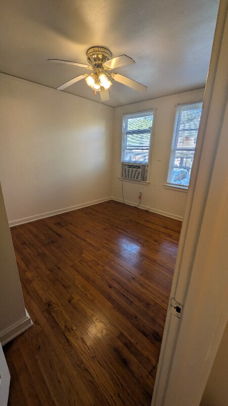 Building Photo - 2225 Wisteria St