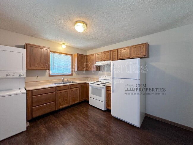 Building Photo - 1326 S Waugh St