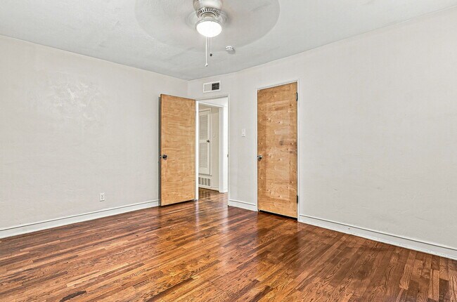 Building Photo - 7713 Veracruz Ave