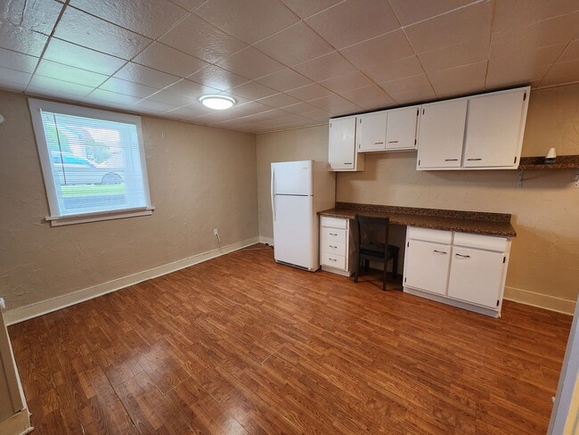 Building Photo - Jackson Studio Suites