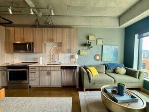 Building Photo - FURNISHED STUDIO IN THE HEART OF THE NORTH LOOP - UTILITIES INCLUDED!