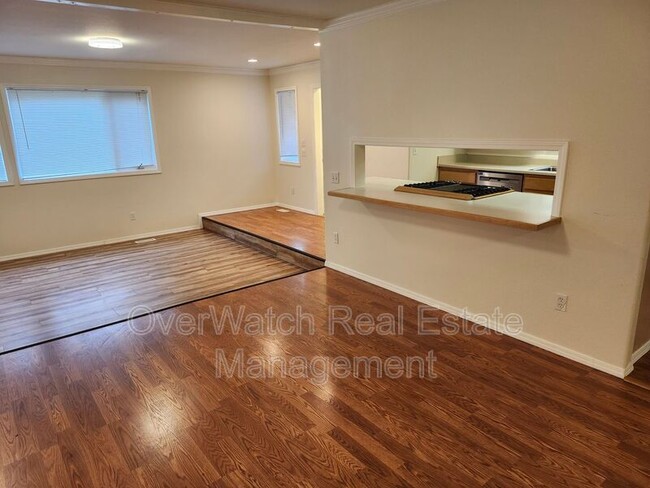 Building Photo - 9321 Noblewood St