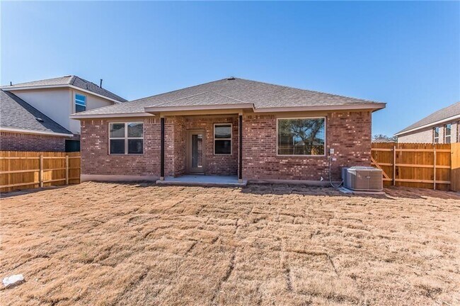 Building Photo - 2432 Lyla Ln