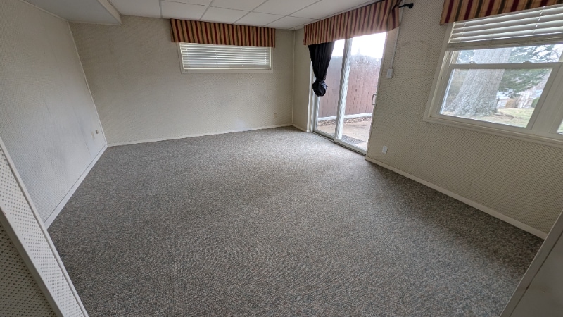 Building Photo - 809 Delhurst Dr