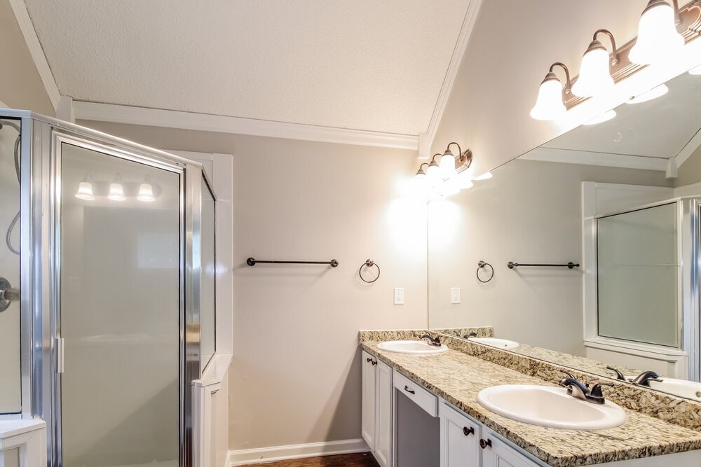 Building Photo - 6331 Fairway Hill Cove