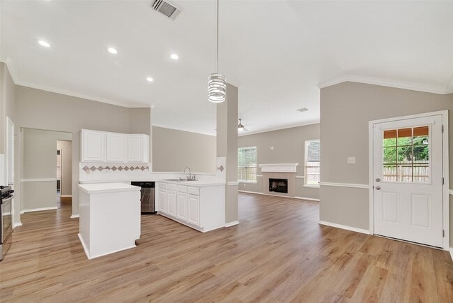 Building Photo - 19407 Arbor Pines Ln