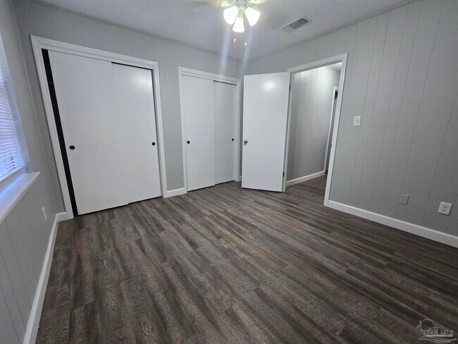 Building Photo - 4609 Saufley Field Rd