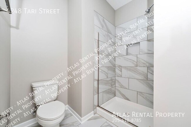 Building Photo - 4248 Tari St