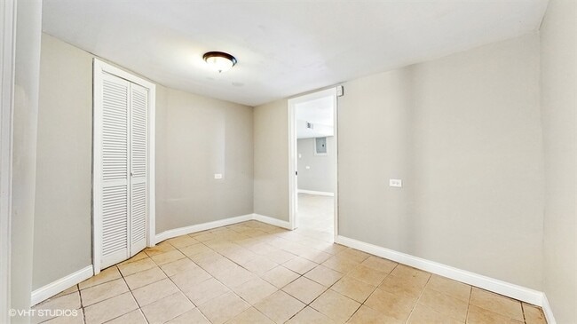 Building Photo - 309 W 109th St