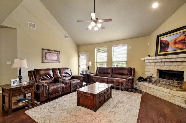 Building Photo - 1435 Sparrow Song