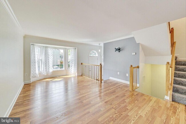 Building Photo - 5 Drumcastle Ct