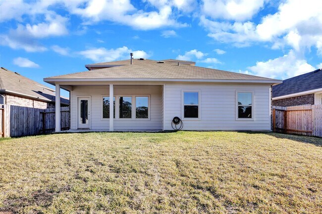 Building Photo - 13845 Rock Island Trl