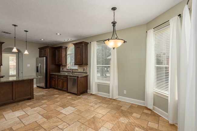 Building Photo - 3215 Canna Lily Ct