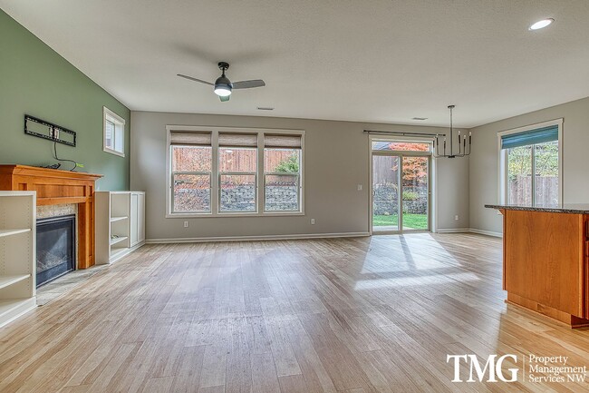 Building Photo - Spacious 4  BD Home with Modern Upgrades in Vancouver