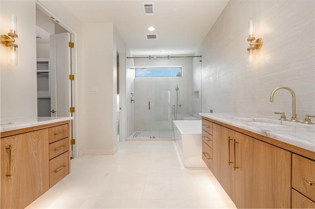 Building Photo - 4203 Normandy Ave