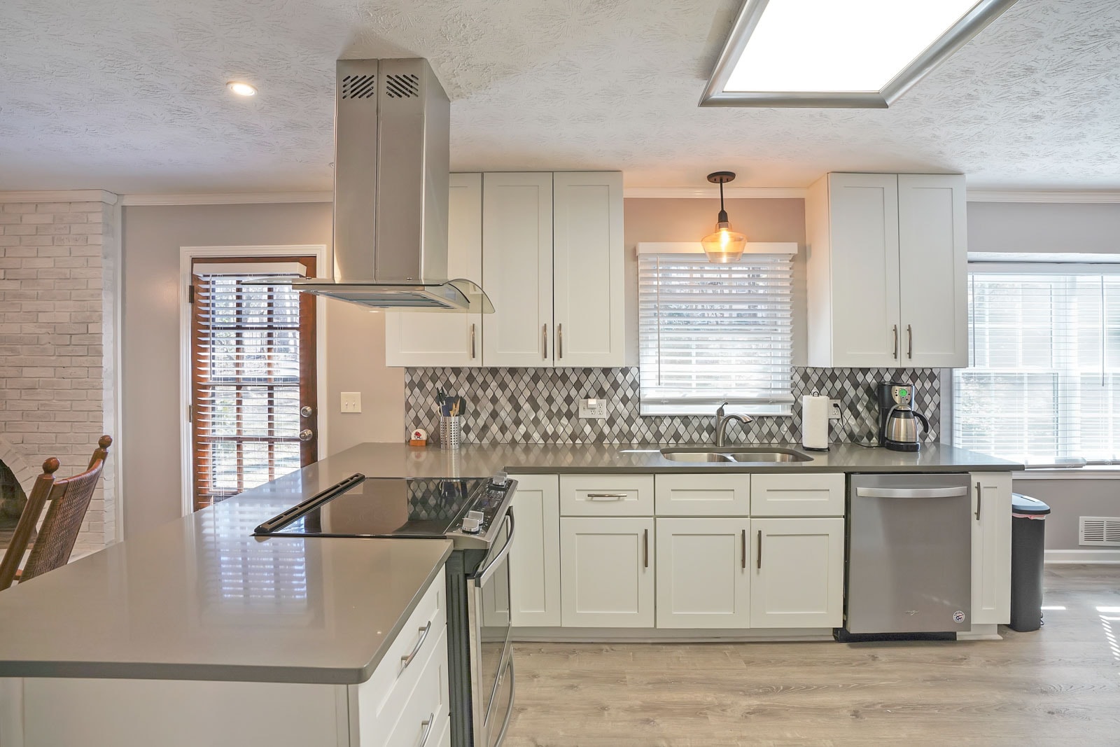 Building Photo - 752 Mountainbrooke Cir
