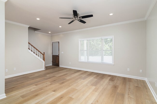 Building Photo - 2602 Harris Dr