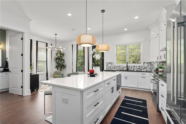 Building Photo - 173 Brush Creek Ct