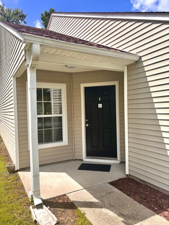 Building Photo - 199 Bellegrove Dr