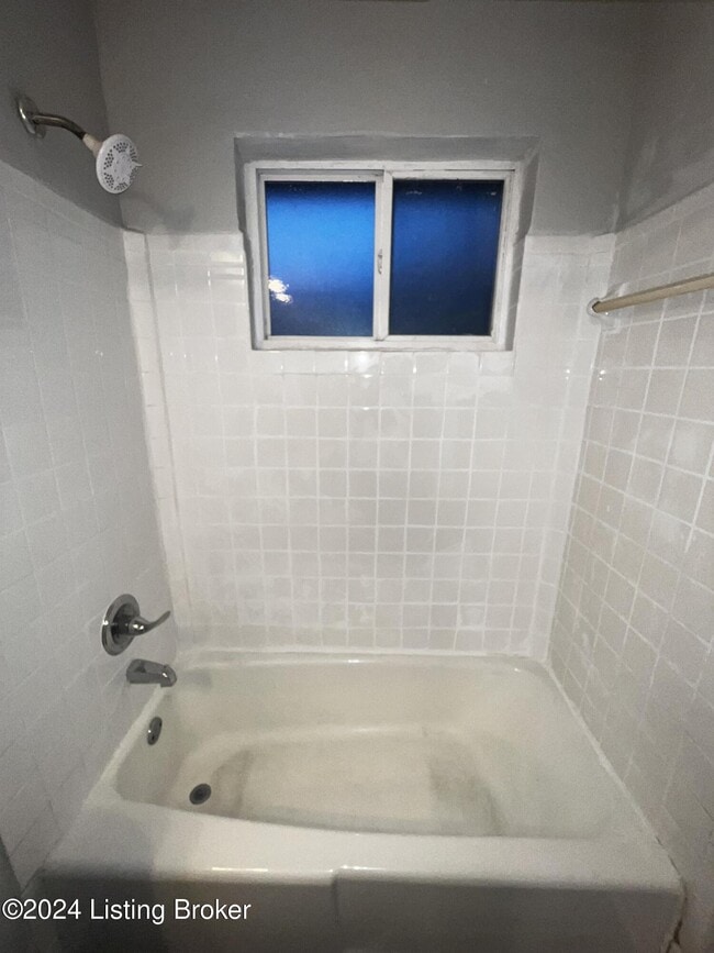 Building Photo - 4220 Flintlock Dr