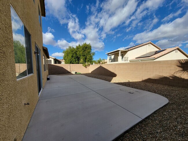 Building Photo - Stunning 3 Bedroom Rental - In Nevada Trails