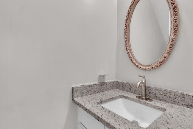 Building Photo - 2186 Spring Walk Ct