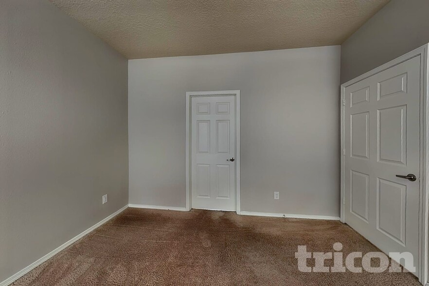 Building Photo - 2081 Camino Rincon