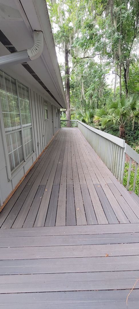 Building Photo - 3 Bedroom/ 2 Bath home in Black Acres(Close to UF)