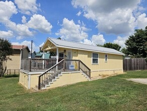 Building Photo - 12922 Longstreet Rd