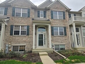 Building Photo - 552 Richard Brown Blvd