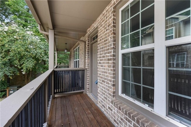 Building Photo - 255 Vannoy Park Lane Dr SE