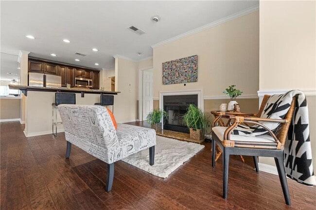 Building Photo - 610 Mill Pond Dr