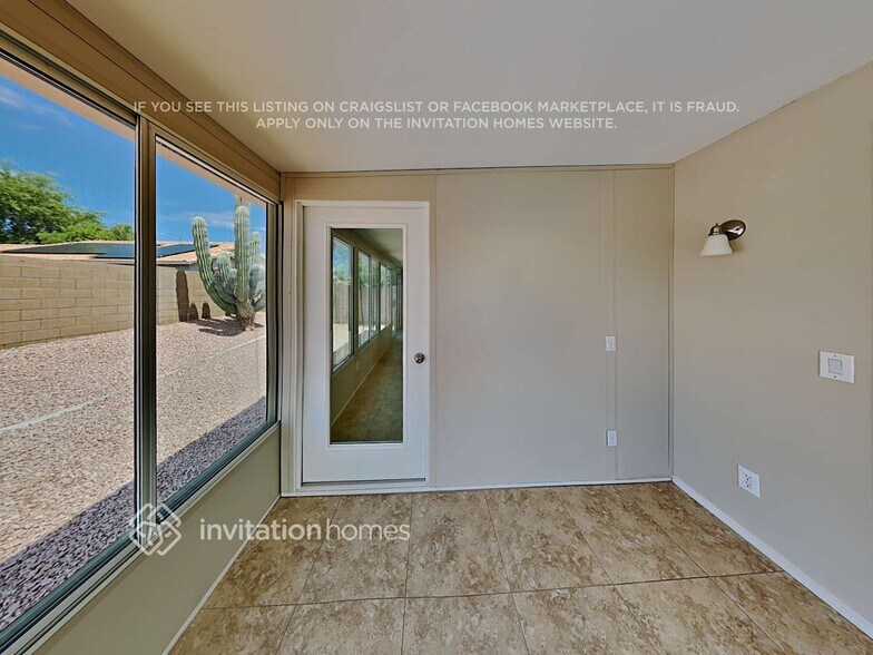 Building Photo - 11538 E Camino St