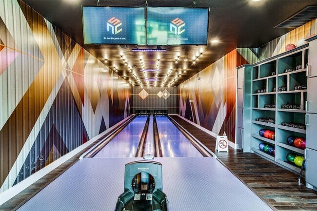 Building Photo - 2609 La Altura Ln