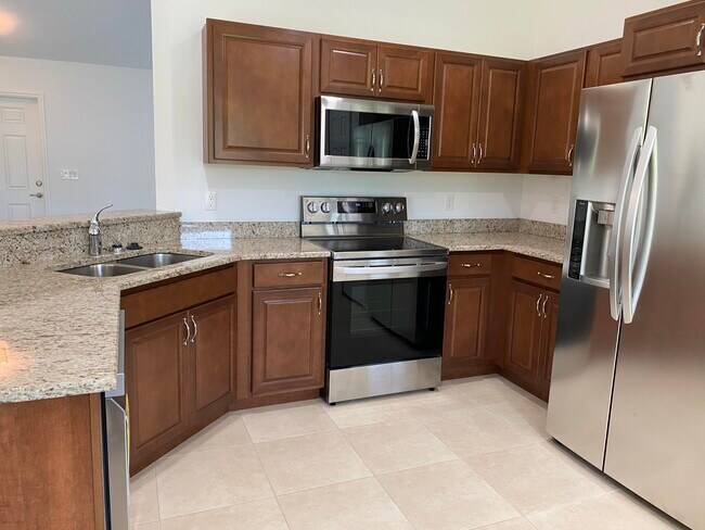 Building Photo - 1743 SE Gaskins Cir
