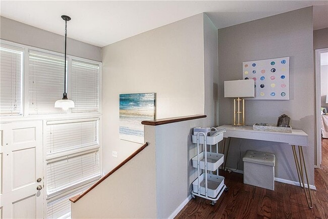Building Photo - 4293 Rickenbacker Way NE