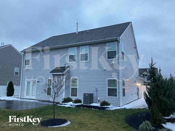 Building Photo - 120 Boiling Springs Ct