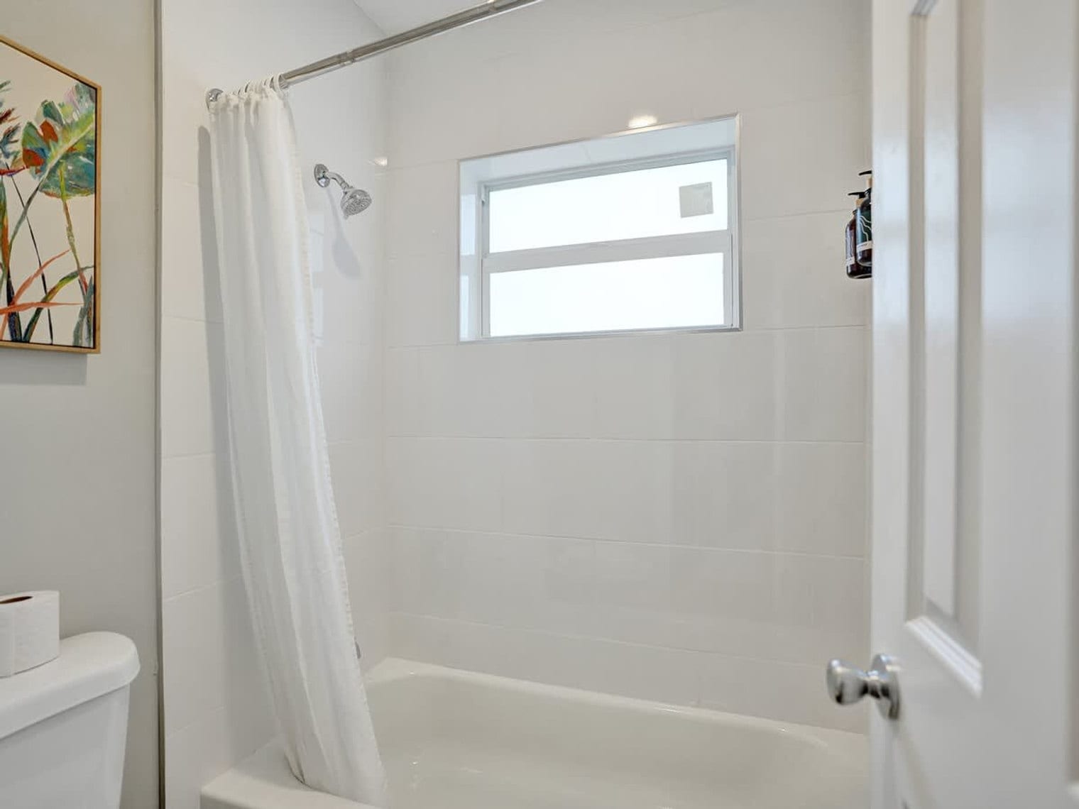 Building Photo - 3204 NE 9th St