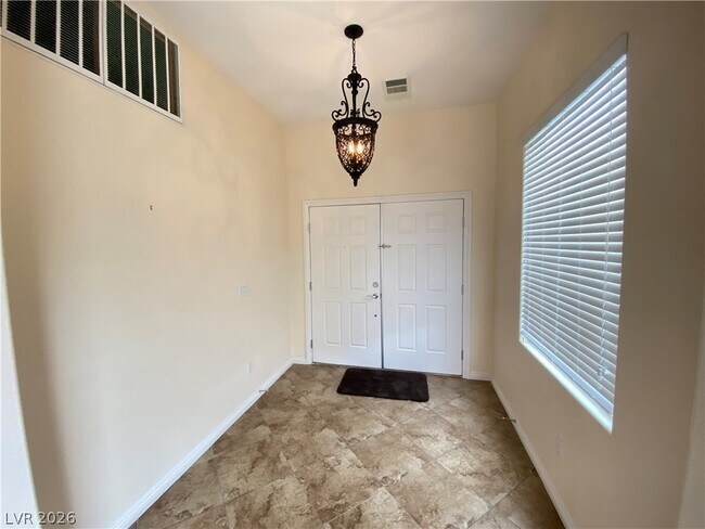 Building Photo - 9236 Dalmahoy Pl