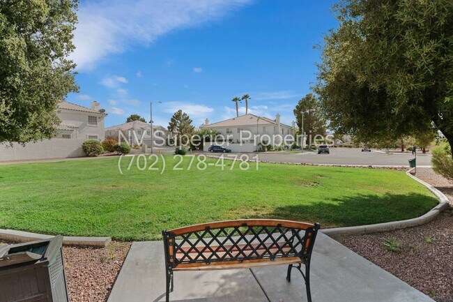 Building Photo - Henderson!! 3 Bedrooms!! 2 Car Garage!! Community Pool!! Spa!! Clubhouse!! Fitness Center