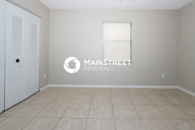 Building Photo - 3 Bedroom Pet-Friendly Home in Port St. Lu...