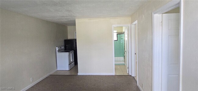 Building Photo - 3049 2nd St